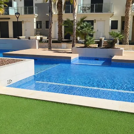 Apartamento Los Amigos, La Zenia Boulevard Area, 2 Bedrooms, Beautiful Swimming Pool. Dehesa de Campoamor  Buitenkant foto