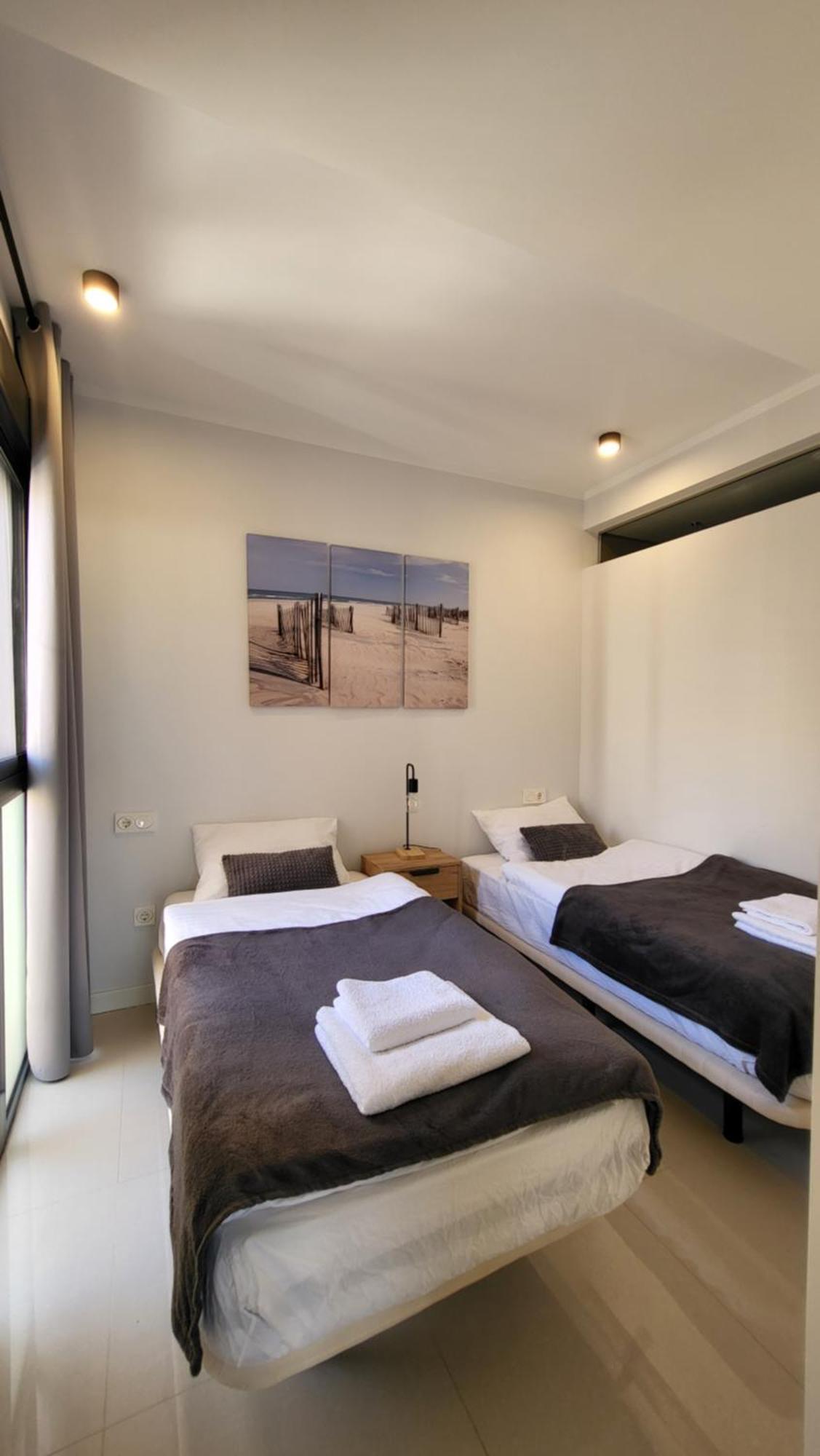 Amigos, La Zenia Boulevard Area, 2 Bedrooms, Beautiful Swimming Pool. * Dehesa de Campoamor (Orihuela Costa)