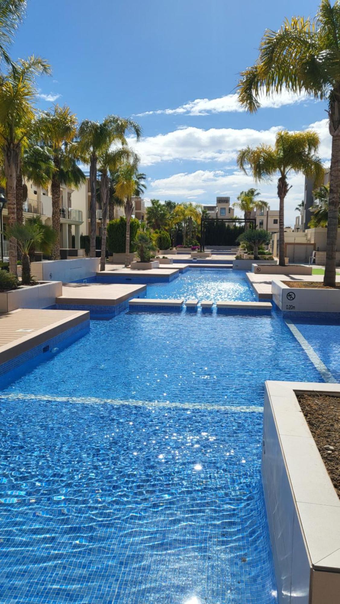 Amigos, La Zenia Boulevard Area, 2 Bedrooms, Beautiful Swimming Pool. Apartament Dehesa de Campoamor (Orihuela Costa)