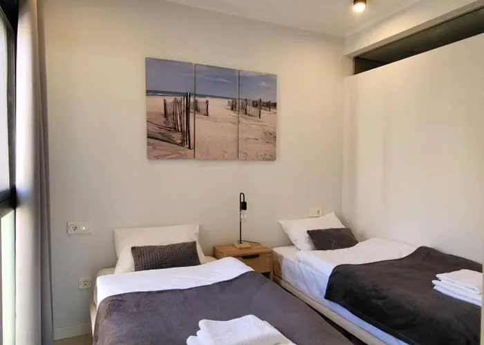 Apartamento Los Amigos, La Zenia Boulevard Area, 2 Bedrooms, Beautiful Swimming Pool.